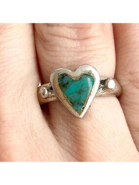 Heart Shaped Turquoise Southwest Style Sterling Silver 925 Vintage Ring - sz 6